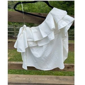One shoulder top